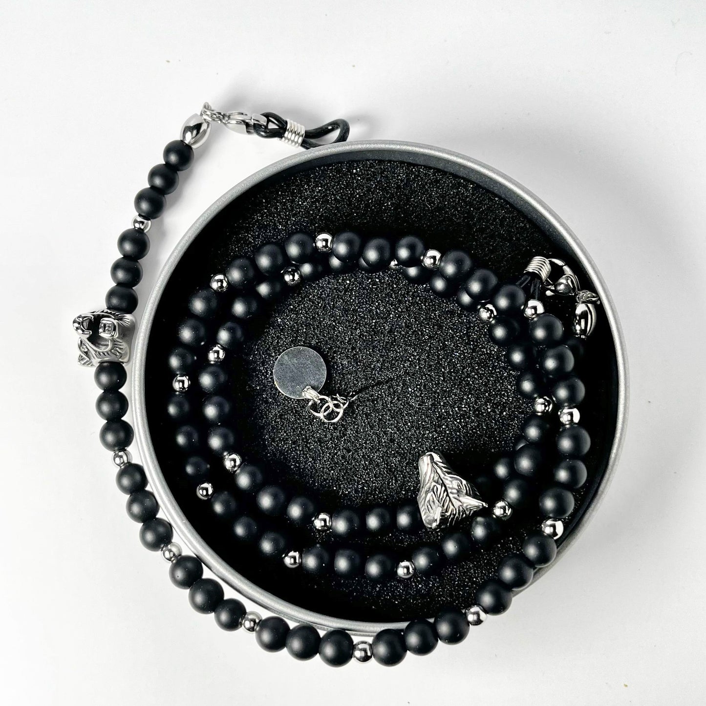 JEWEL black wolf