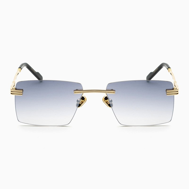 Travis Angle Oro